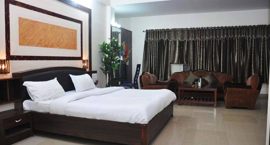 Hotel Sai Plaza, Akbarpur 4